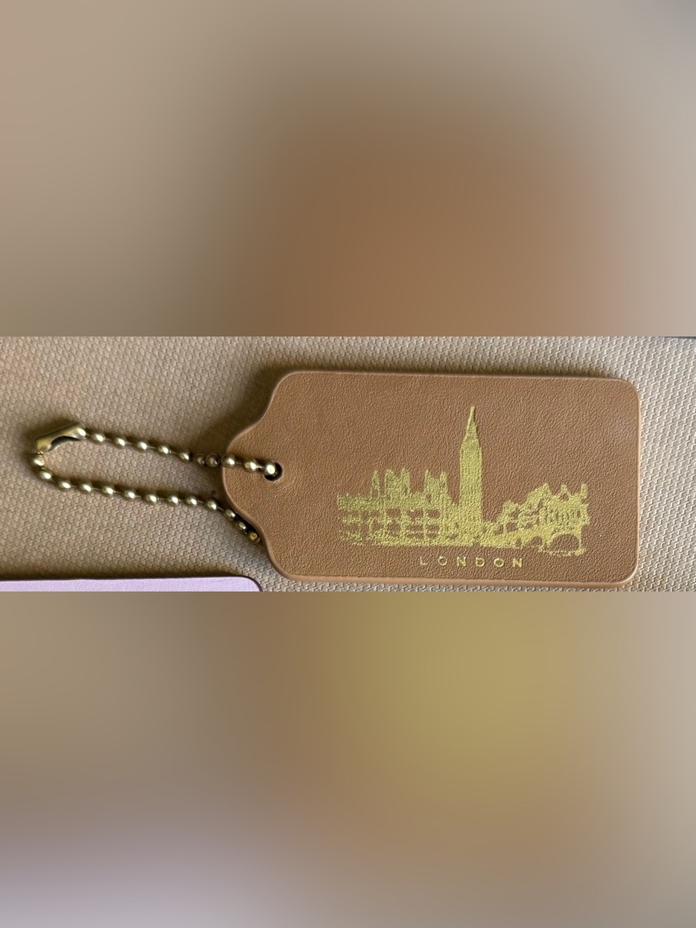Coach Large Hangtag London City Skyline - Tan/Gold (London Flagship Exclusive)